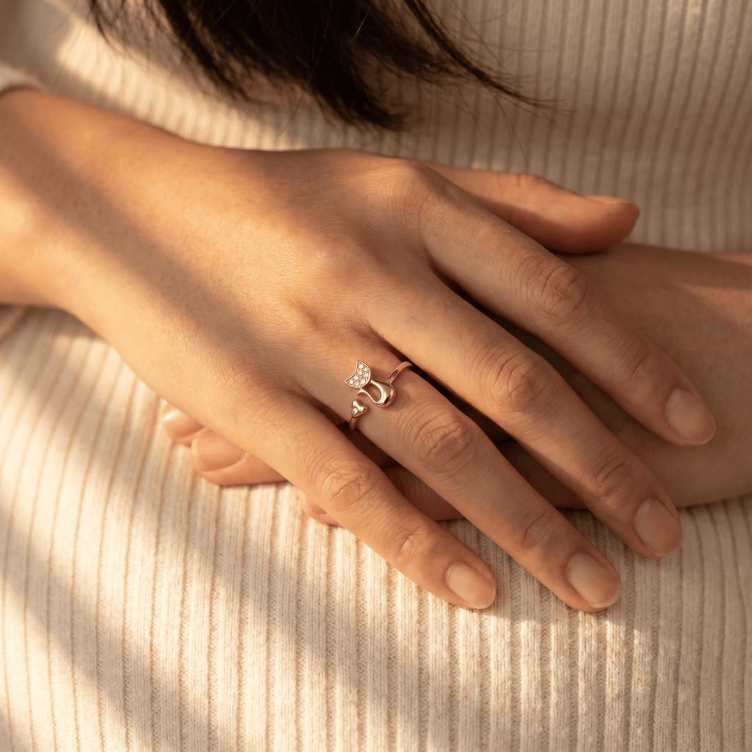 Tail of Love Ring