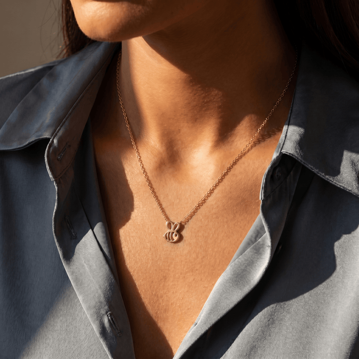 Buzzing Beauty Necklace