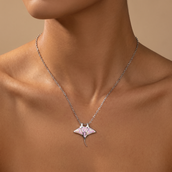 Seafoam Manta Necklace